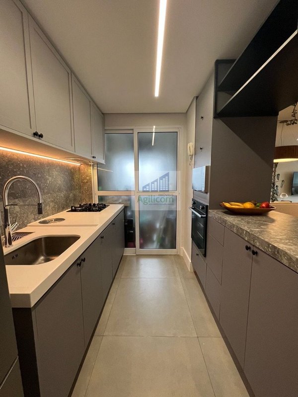 APARTAMENTO À VENDA NO BROOKLIN COM 3 DORMITÓRIO E 2 VAGAS DE GARAGEM Avenida Portugal São Paulo - 