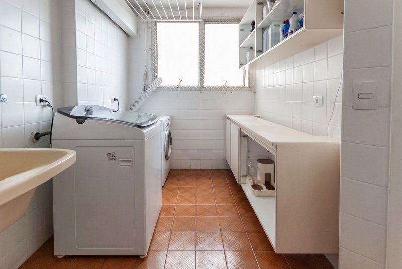 Apartamento 150m² no Brooklin 3 dorm 1 suíte 1 vaga Rua Nebraska São Paulo - 