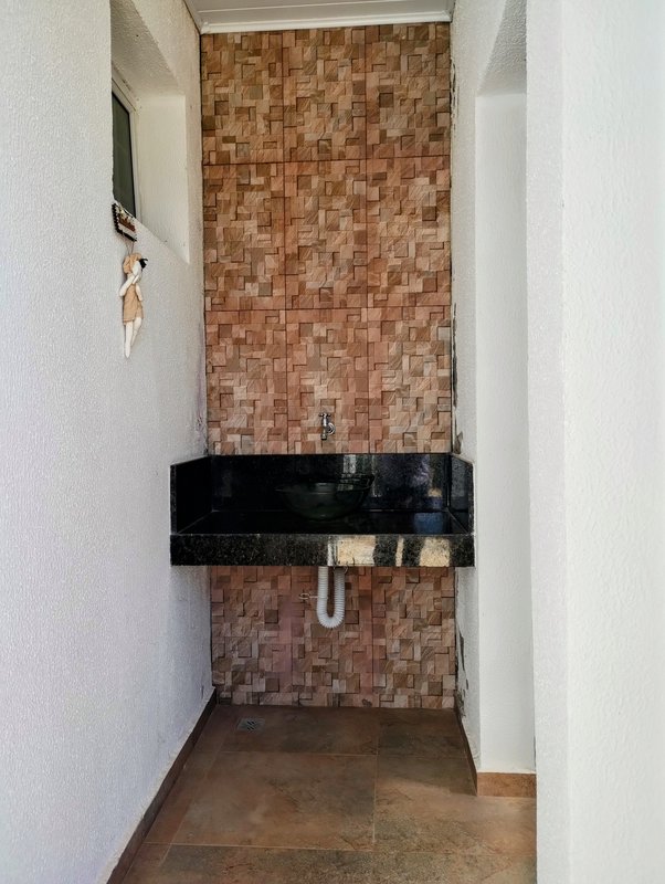 Casa pé na água à venda no condomínio Águas de Igaratá - Igaratá - 