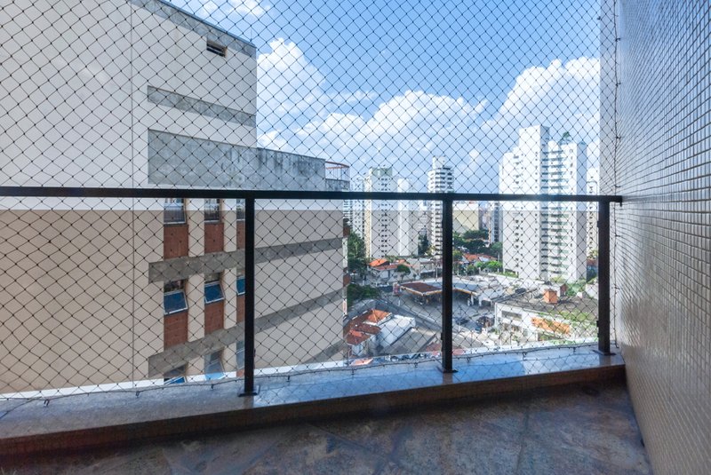 Apartamento 250m² na Aclimação 4 suítes 3 vagas Rua Castro Alves São Paulo - 