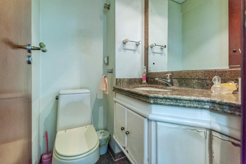 Apartamento 250m² na Aclimação 4 suítes 3 vagas Rua Castro Alves São Paulo - 