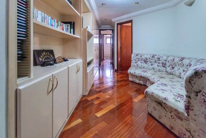 Apartamento 250m² na Aclimação 4 suítes 3 vagas Rua Castro Alves São Paulo - 