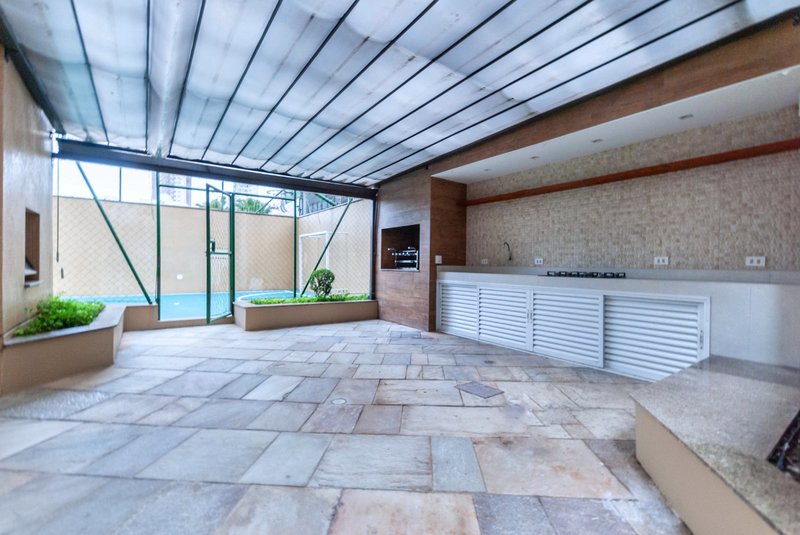 Apartamento 250m² na Aclimação 4 suítes 3 vagas Rua Castro Alves São Paulo - 