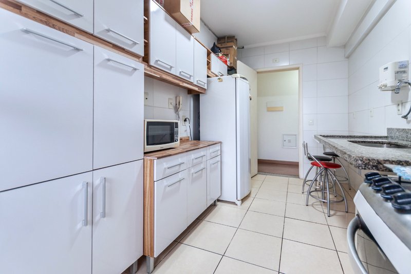 Apartamento 69m² no Ipiranga 2 dorm 1 vaga Rua Américo Samarone São Paulo - 