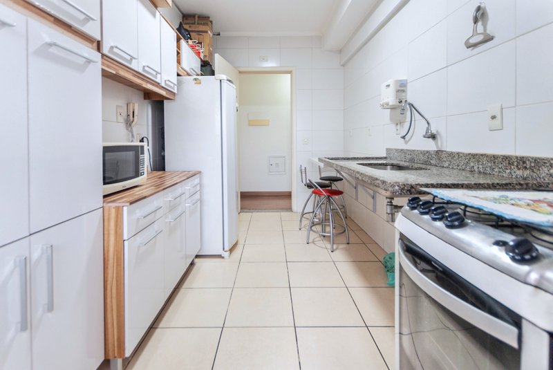Apartamento 69m² no Ipiranga 2 dorm 1 vaga Rua Américo Samarone São Paulo - 