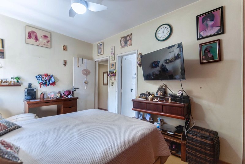 Apartamento 106m² em Perdizes 3 dorm 1 suíte 1 vaga Rua Bartira São Paulo - 