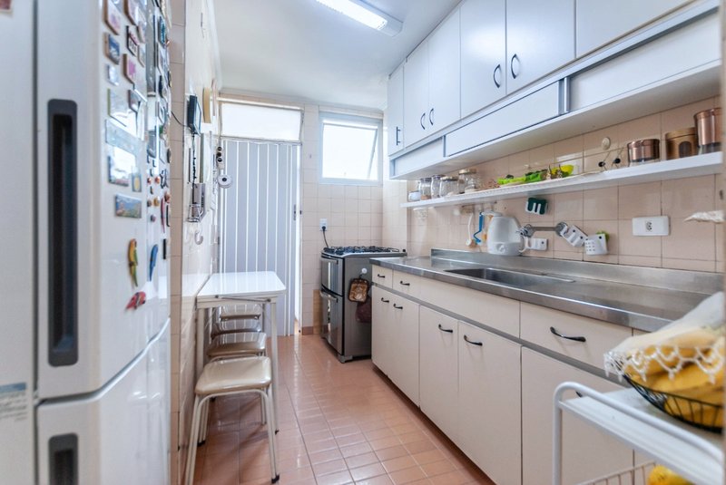 Apartamento 106m² em Perdizes 3 dorm 1 suíte 1 vaga Rua Bartira São Paulo - 