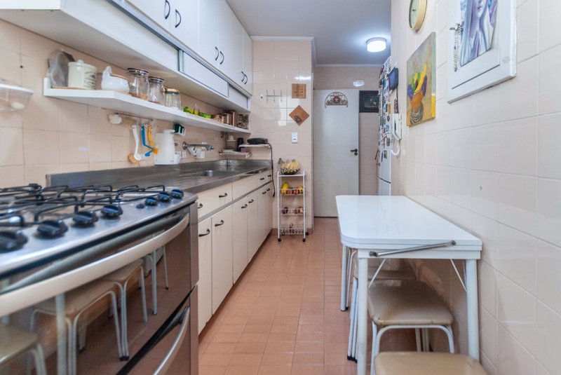 Apartamento 106m² em Perdizes 3 dorm 1 suíte 1 vaga Rua Bartira São Paulo - 