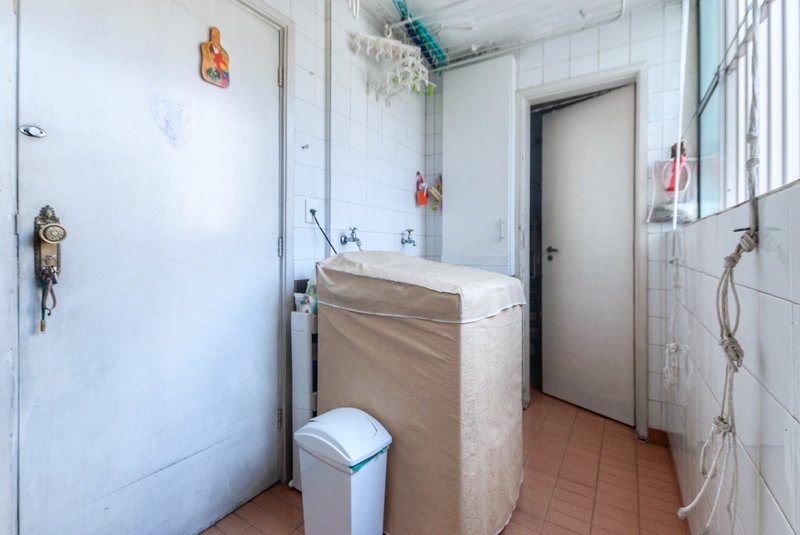 Apartamento 106m² em Perdizes 3 dorm 1 suíte 1 vaga Rua Bartira São Paulo - 