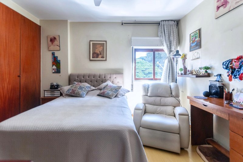 Apartamento 106m² em Perdizes 3 dorm 1 suíte 1 vaga Rua Bartira São Paulo - 