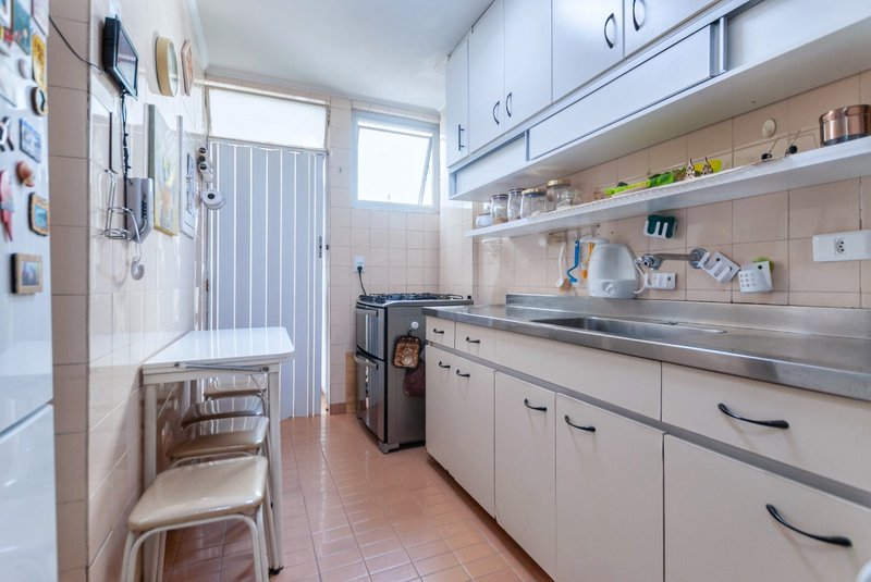 Apartamento 106m² em Perdizes 3 dorm 1 suíte 1 vaga Rua Bartira São Paulo - 