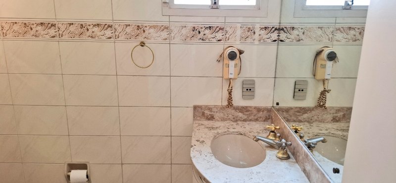 Cobertura 200m² na Aclimação 3 dorm 1 suíte 2 vagas Rua Jaspe São Paulo - 