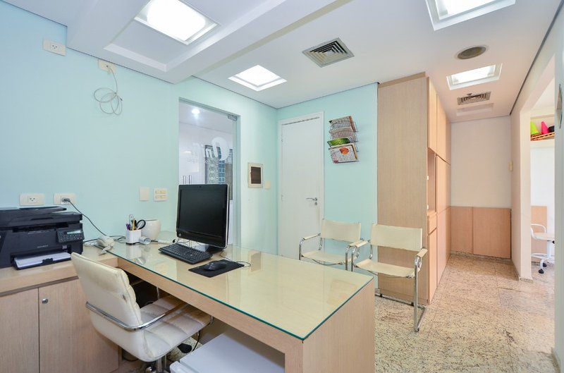 Conjunto Comercial 40m² na Vila Olimpia 2 vagas Rua Alvorada São Paulo - 