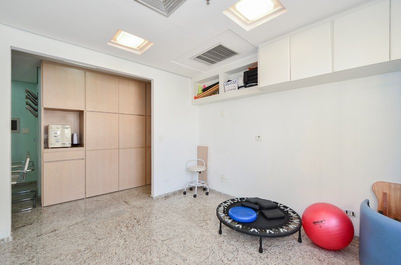 Conjunto Comercial 40m² na Vila Olimpia 2 vagas Rua Alvorada São Paulo - 