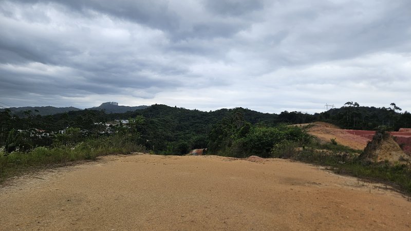 TERRENO NO CENTRO DA GUABIRUBA - Guabiruba - 