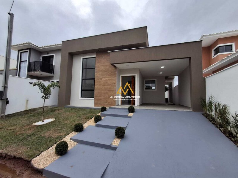 Casa com 3 dormitórios, 1 suíte, Área gourmet à venda, 125 m² por R$ 580.000 - Pindobas Estrada Henfil Maricá - 
