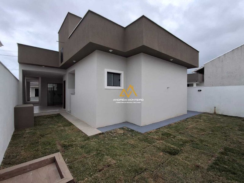 Casa com 3 dormitórios, 1 suíte, Área gourmet à venda, 125 m² por R$ 580.000 - Pindobas Estrada Henfil Maricá - 