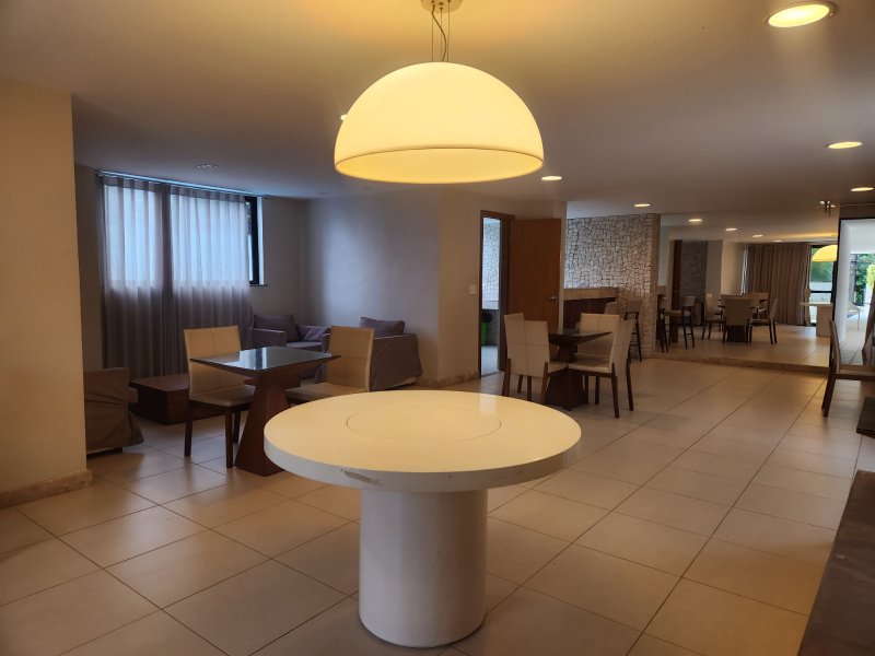 APARTAMENTO VISTA MAR 3 QUARTOS SUÍTE VARANDA 2 GARAGENS À VENDA NO JARDIM ARMAÇÃO! Rua Anquises Reis Salvador - 