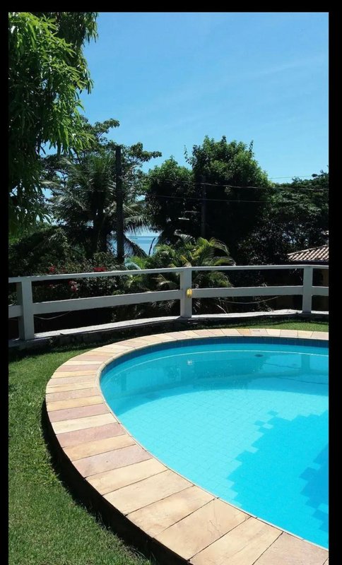 VENDE-SE LINDA CASA – CONDOMÍNIO – SUL DA ILHA – ESTILO GREGA - MARAVILHOSA Rua M. Vitalino Ilhabela - 