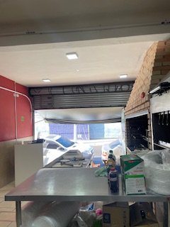 Restaurante á venda(Vendo o ponto completo e funcionando) rua Jacirendi São Paulo - 