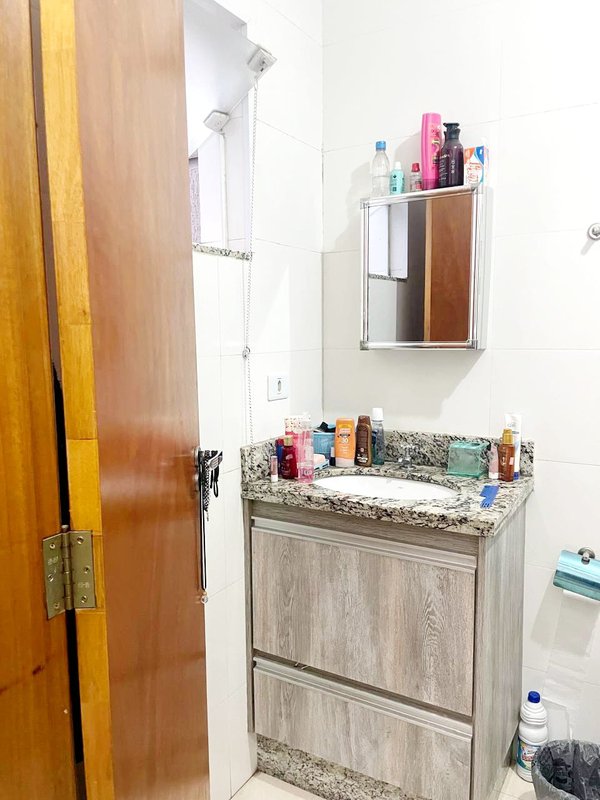 Térreo aconchegante com quintal e lavanderia coberta e próximo á CPTM São Miguel  Rua Manoel Faria Inojosa, nº 81   São Paulo - 