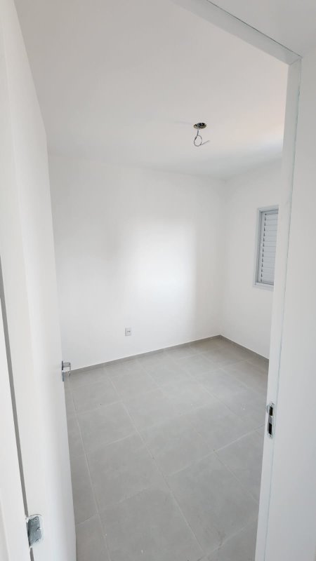 Apto mobiliado na Vila Matilde por 250 mil Rua Doutor Edgar Garcia Vieira São Paulo - 