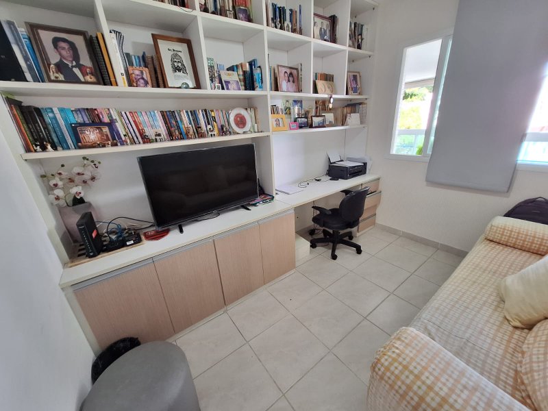 APARTAMENTO 4 QUARTOS SUÍTES VARANDÃO GOURMET 3 GARAGENS CONDOMINIO CLUBE À VENDA BARRA! Rua Barão de Itapoan Salvador - 