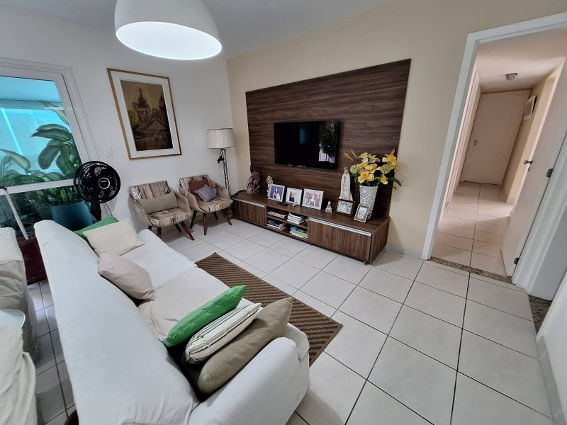 APARTAMENTO 4 QUARTOS SUÍTES VARANDÃO GOURMET 3 GARAGENS CONDOMINIO CLUBE À VENDA BARRA! Rua Barão de Itapoan Salvador - 