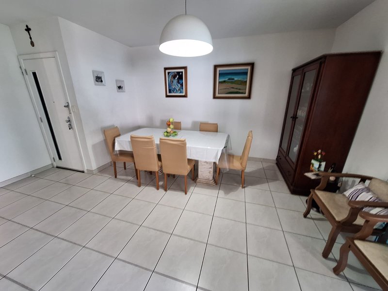 APARTAMENTO 4 QUARTOS SUÍTES VARANDÃO GOURMET 3 GARAGENS CONDOMINIO CLUBE À VENDA BARRA! Rua Barão de Itapoan Salvador - 