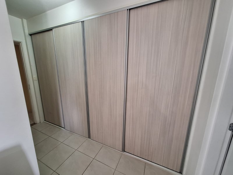 APARTAMENTO 4 QUARTOS SUÍTES VARANDÃO GOURMET 3 GARAGENS CONDOMINIO CLUBE À VENDA BARRA! Rua Barão de Itapoan Salvador - 
