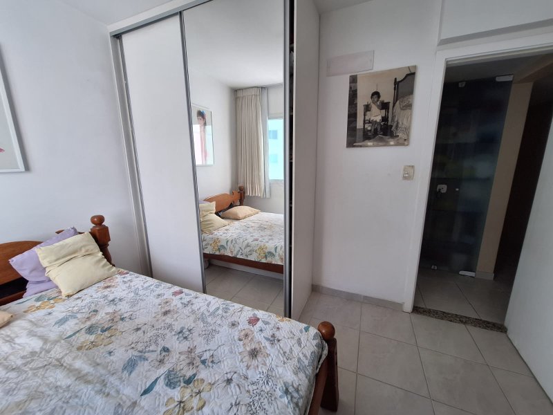 APARTAMENTO 4 QUARTOS SUÍTES VARANDÃO GOURMET 3 GARAGENS CONDOMINIO CLUBE À VENDA BARRA! Rua Barão de Itapoan Salvador - 