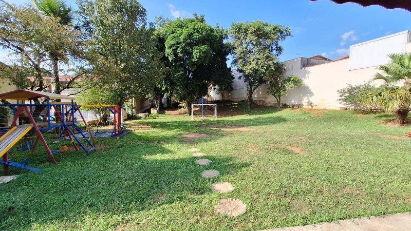 condominio Rua Santana do Araguaia São Paulo - 