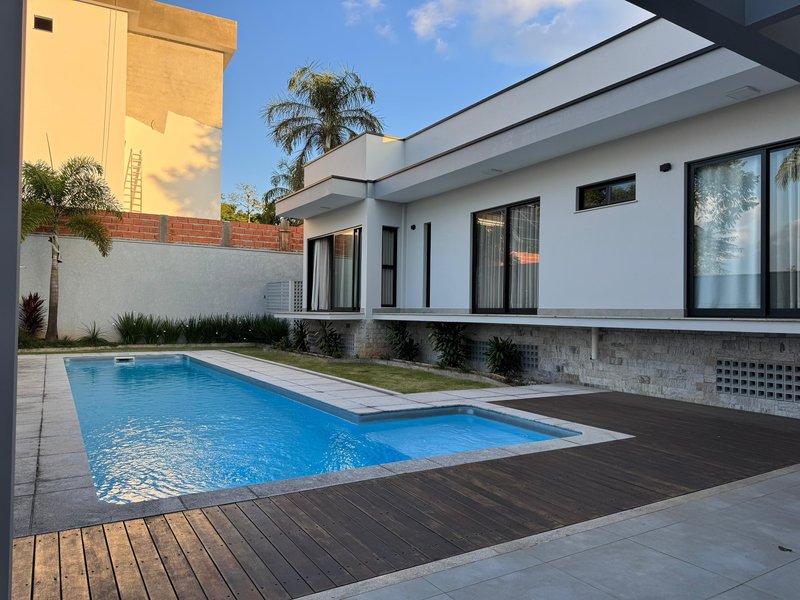 Casa de alto padrão à venda em Timbó, bairro dos Estados. Aceita permuta por automóveis!  Timbó - 