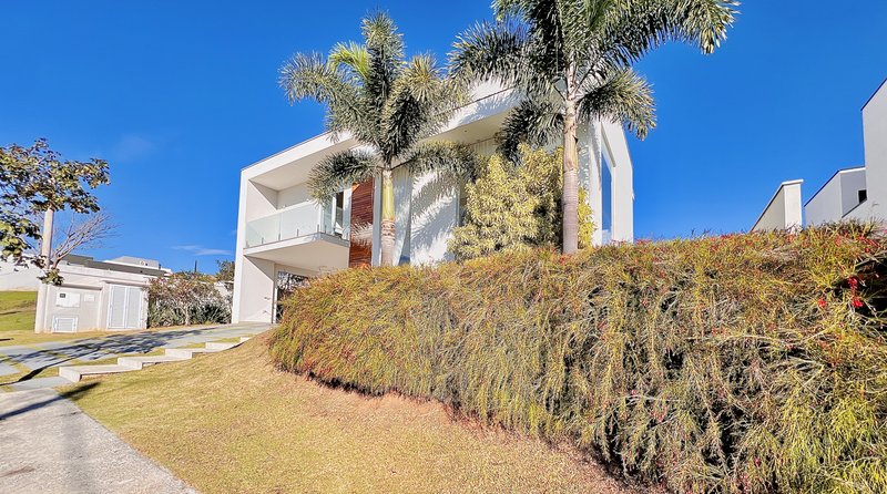 🌿 Casa de Alto Padrão – Charme, Sofisticação e Qualidade de Vida Rua Moacir Dal Belo Sorocaba - 