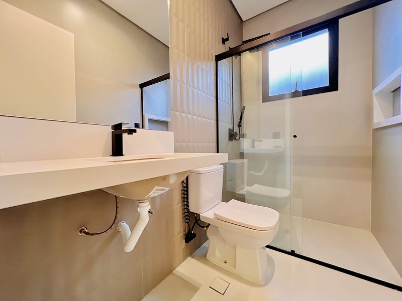 Casa Térrea de Alto Padrão no Condomínio Saint Patrick – Sorocaba/SP Alameda Nantes Sorocaba - 