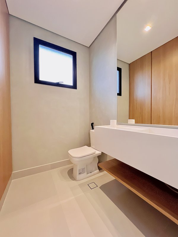 Casa Térrea de Alto Padrão no Condomínio Saint Patrick – Sorocaba/SP Alameda Nantes Sorocaba - 