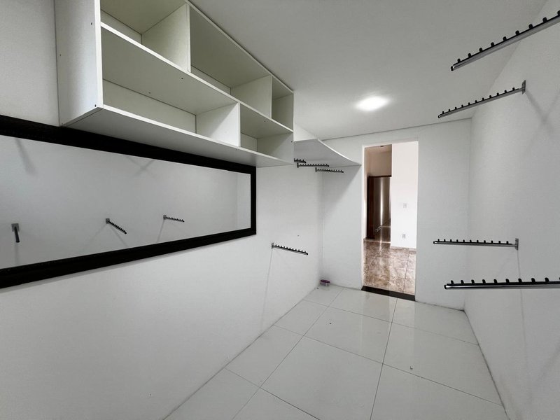 Casa Assobradada com Área Gourmet e Sauna na Vila Oliveira  Mogi das Cruzes - 