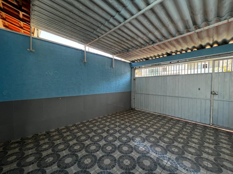 Casa Assobradada com Área Gourmet e Sauna na Vila Oliveira  Mogi das Cruzes - 