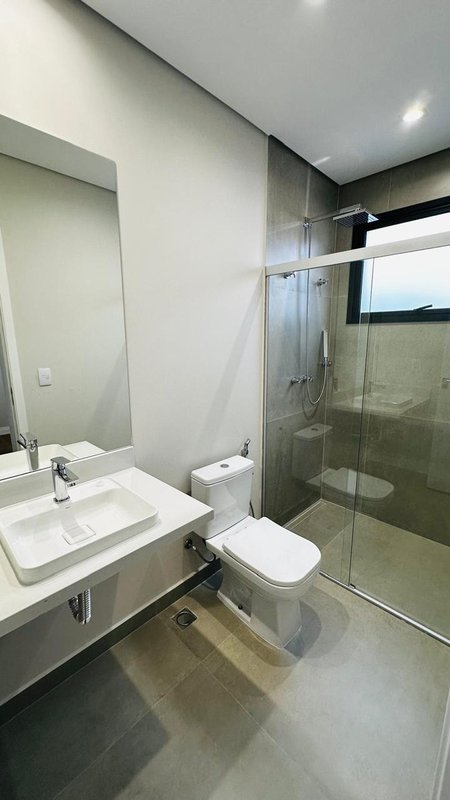 Casa Térrea contemporânea com 3 Suítes e Piscina aquecida no Veredas  Mogi das Cruzes - 