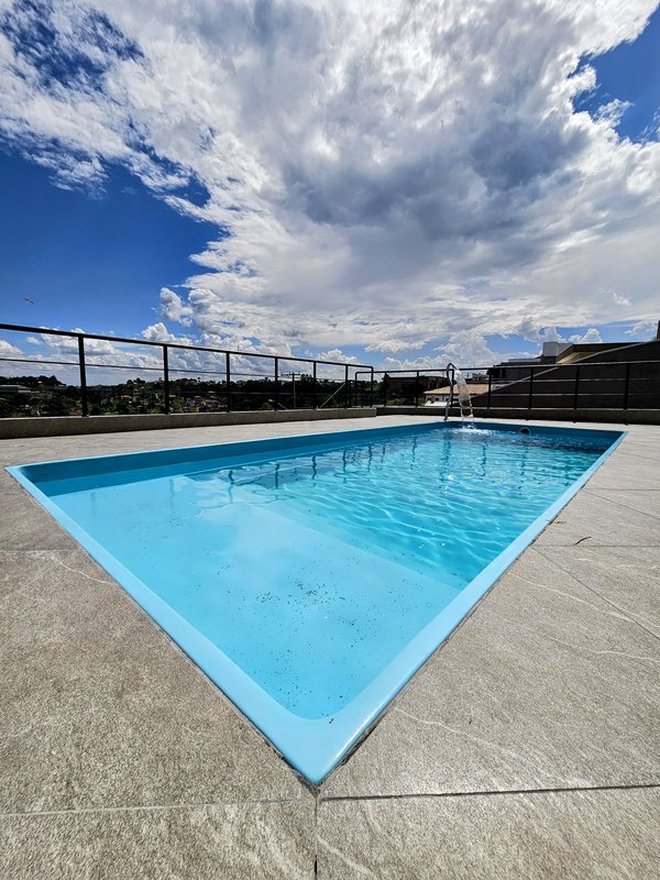 Ótima casa com piscina à venda em condomínio fechado próximo ao centro de Igaratá  Igaratá - 