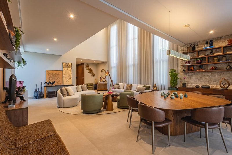 VENDO LINDA CASA – ELEGANTE E CONFORTÁVEL – ME LIGA!! Avenida Honório Alvares Penteado Santana de Parnaíba - 