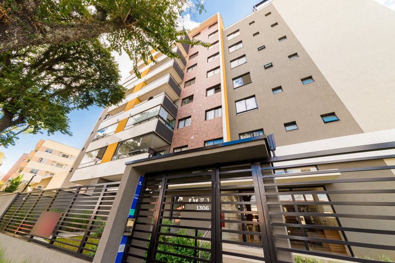 Apartamento Garden à venda no Agua Verde Rua Pará Curitiba - 