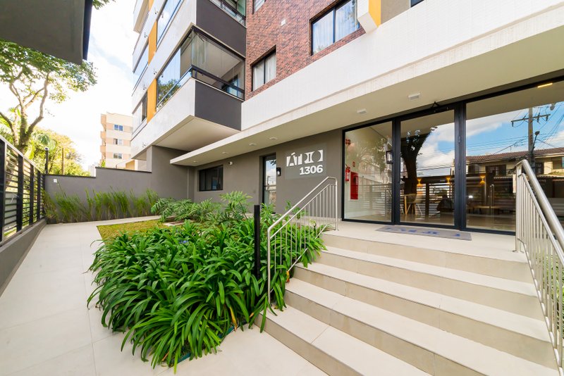 Apartamento Garden à venda no Agua Verde Rua Pará Curitiba - 