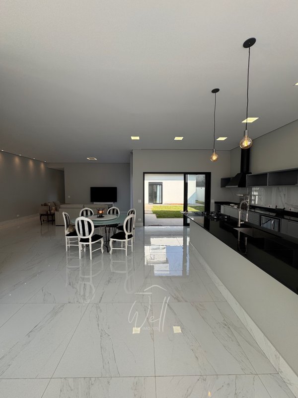 Casa recém construida no Cond Swiss Park 305m2 - 03 suítes - 06 vagas Avenida Omar Daibert São Bernardo do Campo - 