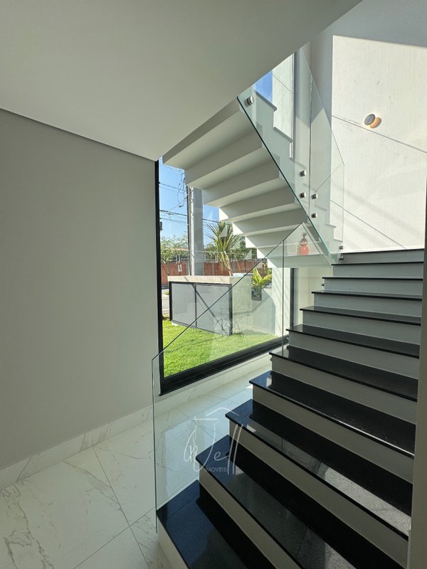 Casa recém construida no Cond Swiss Park 305m2 - 03 suítes - 06 vagas Avenida Omar Daibert São Bernardo do Campo - 