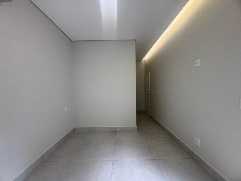 Casa térrea à venda no Condomínio Portinari – Paulínia/SP Rua di Cavalcanti Paulínia - 