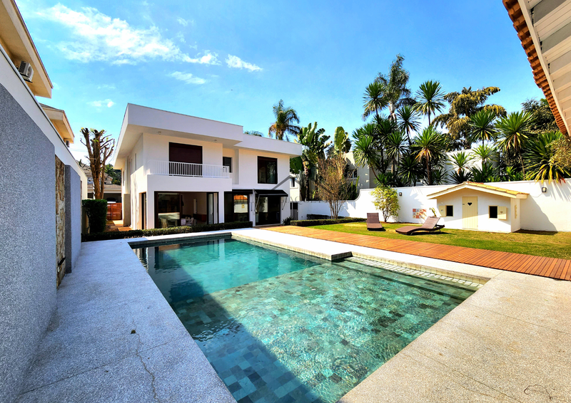 Residencial Melville - Casa Semi-Mobiliada Avenida Pacífico Sul Santana de Parnaíba - 