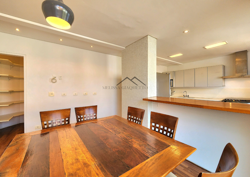 Residencial Melville - Casa Semi-Mobiliada Avenida Pacífico Sul Santana de Parnaíba - 