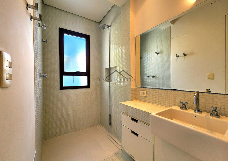 Residencial Melville - Casa Semi-Mobiliada Avenida Pacífico Sul Santana de Parnaíba - 