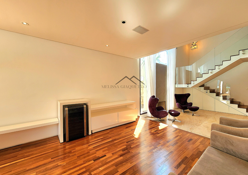 Residencial Melville - Casa Semi-Mobiliada Avenida Pacífico Sul Santana de Parnaíba - 